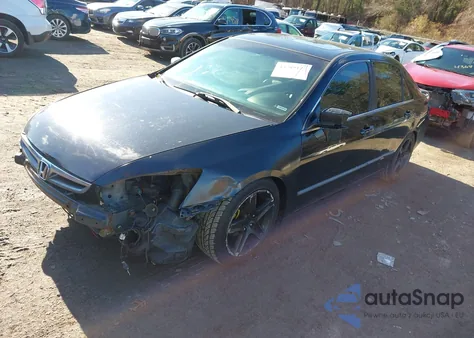 2007 Honda Accord 2.4 Ex z USA, uszkodzony, nr VIN 1HGCM56857A066223